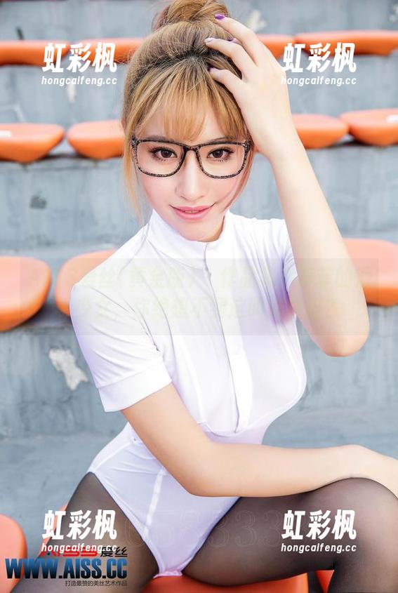 AISS爱丝(黄金版) - 作品集：索菲的滑板少女，你绝想不到这叫滑板吗？