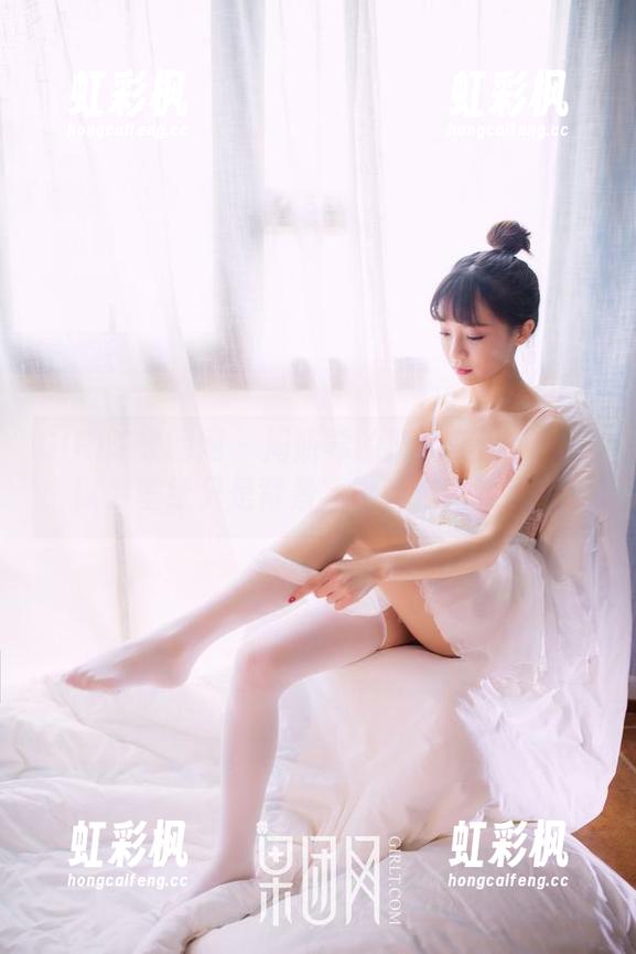 GIRLT果团网-周妍希 GIRLT果团网 - 周妍希的清纯美图:当你以为壁纸只是背景,她让你重新思考