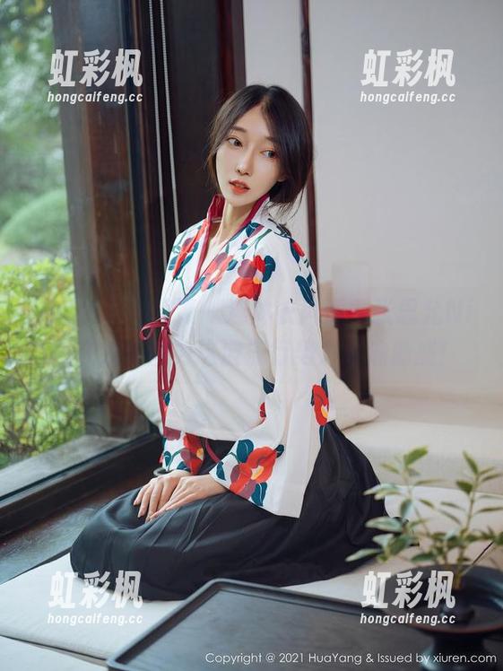 HuaYang花漾-张思允Nice HuaYang花漾 - 连体衣风潮?张思允Nice在线美图为这波流行势力加油助威!