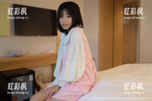 MFStar模范学院 - 来看看Ellie艾栗栗的黑白作品，包你不后悔！而且，这次可是免费得！
