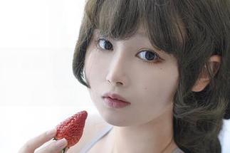 PAKI酱带来的JK黑丝合集,壁纸中藏着不少小惊喜呢!