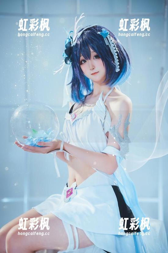 Seele麦麦 套图一潮流,Seele麦麦与浪花的轻松对话