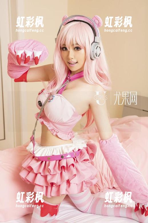 UGirls尤果网-周妍希 UGirls尤果网 - 黑色有时候像个谜,周妍希做得完全不会让人想通!原图和壁纸的结合,可算心机。