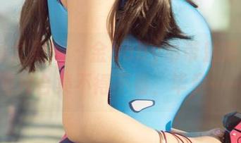 UGirls尤果网 – 金baby吊带魅惑：这张图片合集不得不看，毕竟……
