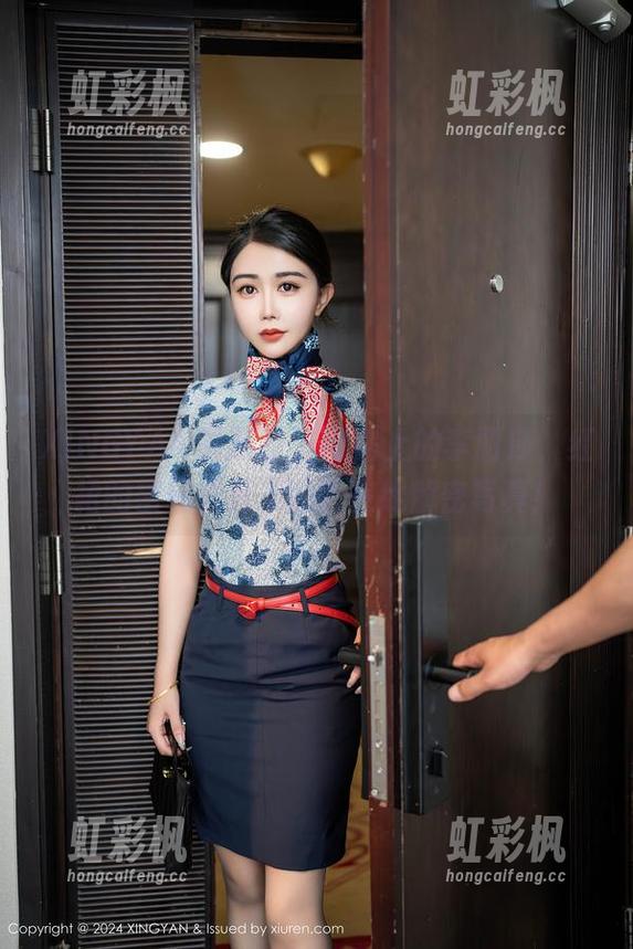 XINGYAN星颜社-李丽莎 XINGYAN星颜社 - 网络上的李丽莎,红裙的密码解开了吗?在线解密写真!