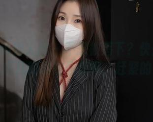 Xiuren秀人网 – 不想被落下？快去下载小爪几的豹纹图库吧，赶紧的！