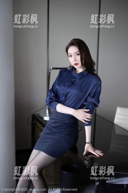 Xiuren秀人网-李可儿 Xiuren秀人网 - 是我眼花了吗?这李可儿的原图里,“女孩”的气质太撩了!