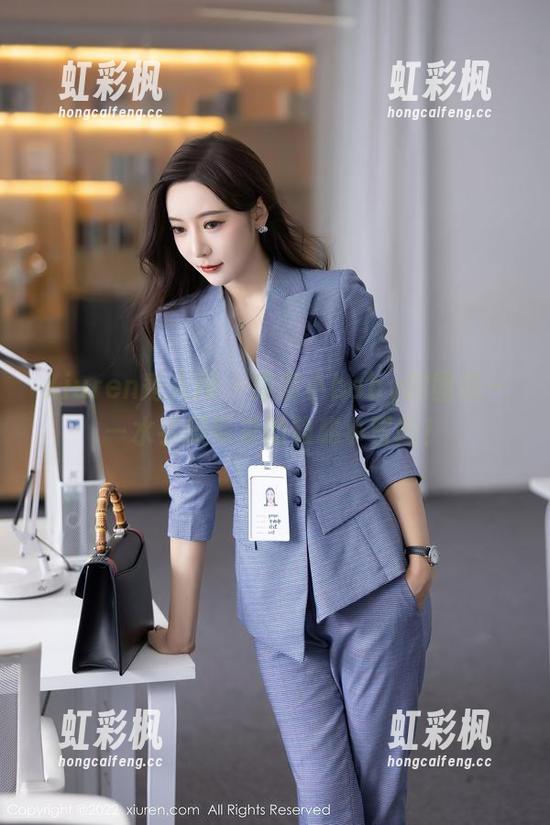 Xiuren秀人网-柒喜小baby Xiuren秀人网 - 柒喜小baby的图包——水手服带来的隐秘小冒险!