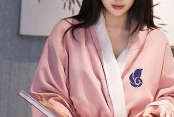 Xiuren秀人网 – 每一件定制比基尼都是陈小喵的独家秘技,你敢不敢来挑战?