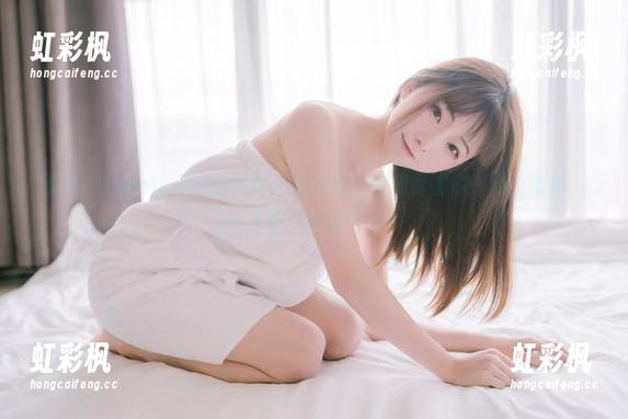 kitaro绮太郎 看着kitaro绮太郎的吊带,我在想,资源真该多一点,哈哈,能不能一直看下去?