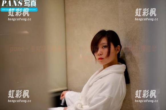 pans - 看完可儿的海边合辑，我的审美观差一点崩溃，原图配合集，完美反差。