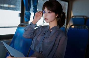 见过球场上最酷的校服吗?yuuhui玉汇的原图与写真只能仰望!
