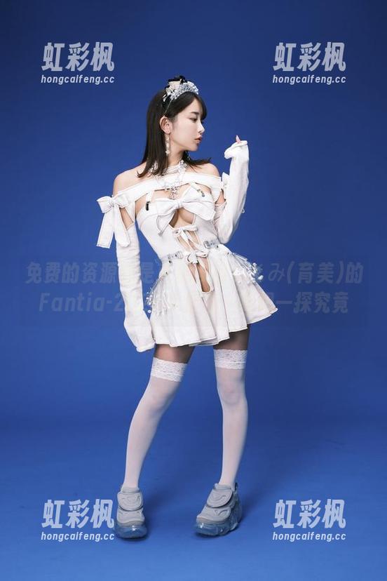 免费的资源都是直接发自いくみ(育美)的Fantia-2025年合集～好想一探究竟