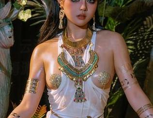 资源推荐:云溪溪的比基尼写真,适合想买海滩票又懒得出门的我!