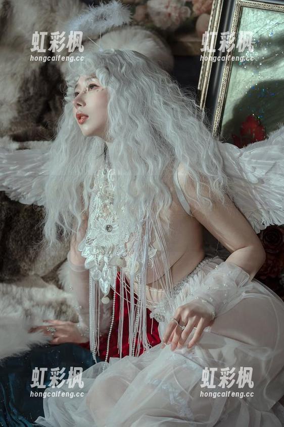 云溪溪奶桃 这私房图包太让人期待,云溪溪奶桃的制服穿上之后,究竟会唤醒怎样的少女心呢?