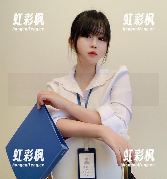 碰上依依超级懒的女仆2.0原图，是一场小小的邂逅，下载以后不知会有啥滋味……