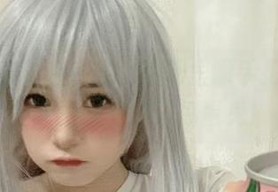 倦倦喵穿着白睡衣,图册里顺手把周围的猫咪们都变成了捣蛋鬼!