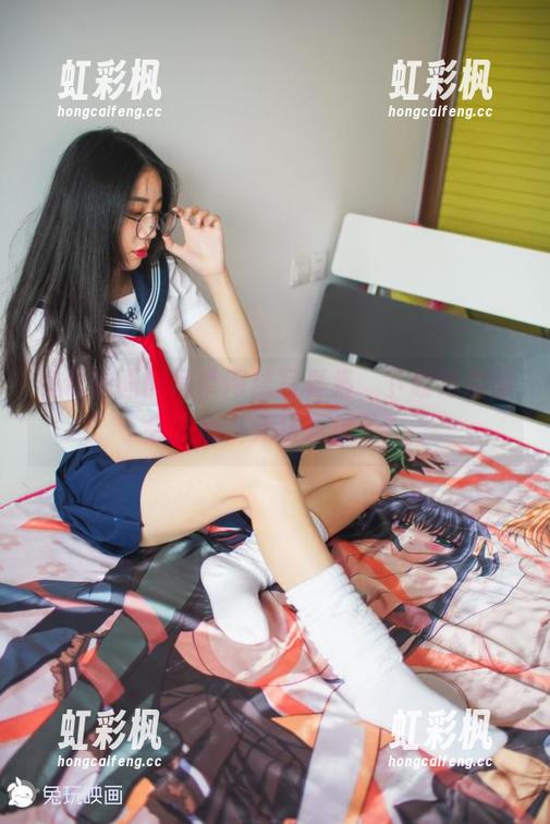 兔玩映画的吊带网袜写真集，下载完后你会发现，无法自拔了！