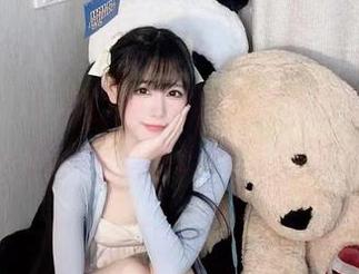 微密圈 – 十万口草莓粥粥和她的夏日私拍合集——摆pose做白日梦的那个傻瓜!
