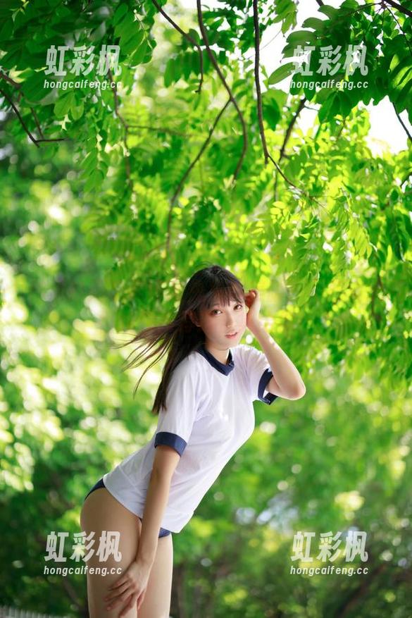 周叽是可爱兔兔 你见过周叽是可爱兔兔的美脚?不高清就怪我没推荐这合集给你!