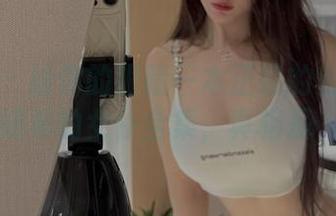 微密圈 – 给你的眼睛一本正经的安利：周妍希的女仆全集，真相是…