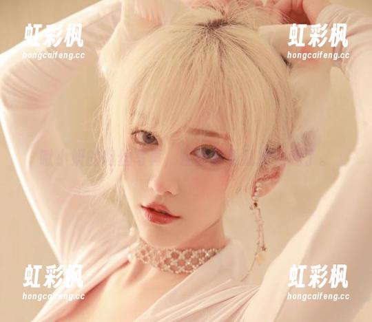 啾小妍 啾小妍的肉丝写真,轻轻松松就撩到我了。