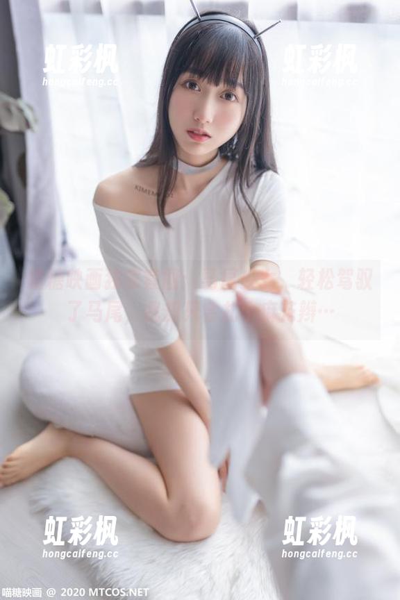 喵糖映画独家套图：马尾少女，轻松驾驭了马尾，我却只会扎个麻花辫…