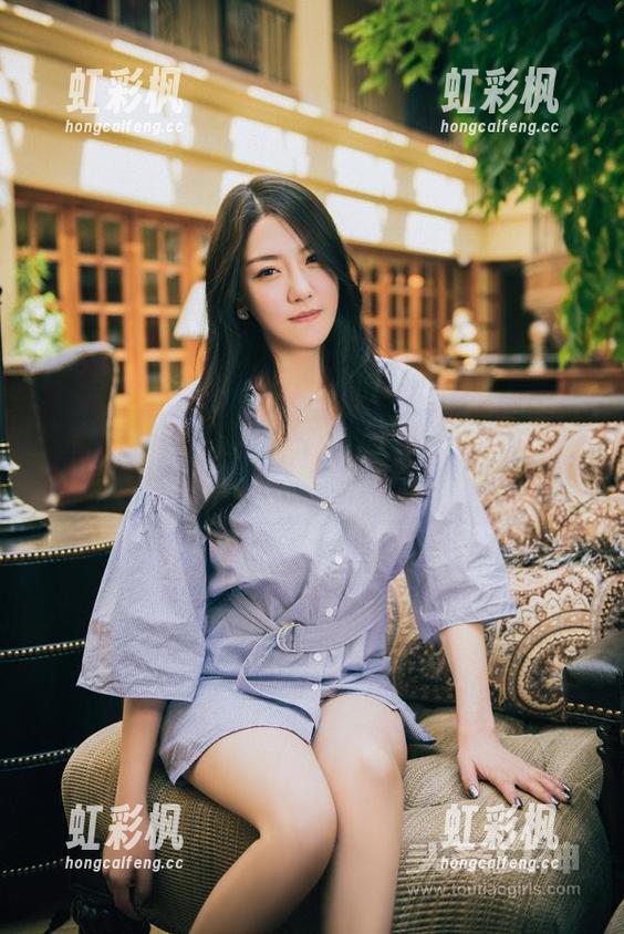 头条女神-周熙妍 头条女神 - 最新图包上线!周熙妍的圣诞未解之谜