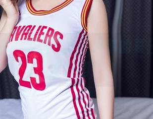 头条女神 – 美图在手,尹菲的夏日时光分享乐园!