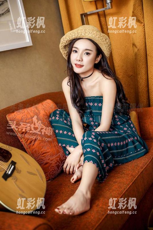 头条女神 - 点击网盘，提取文雪的和服优雅——顺便带走一颗心？