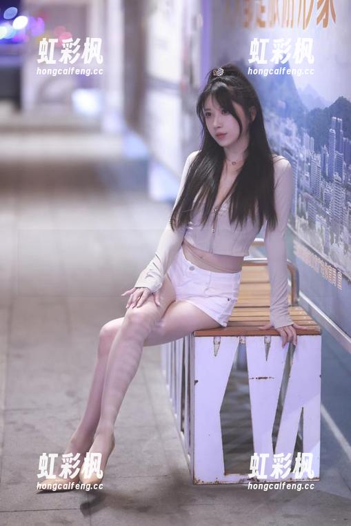 小女巫露娜 看小女巫露娜的黑色流苏合集,意外发现我也很想扎个辫子!