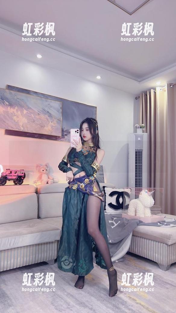 小小奶瓶儿 短裤图册:小小奶瓶儿又被这热裤震撼到了!