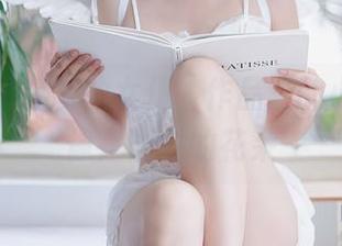 尤蜜荟 – 定制的女仆,作品里的小阿狸更像是雨中的花朵