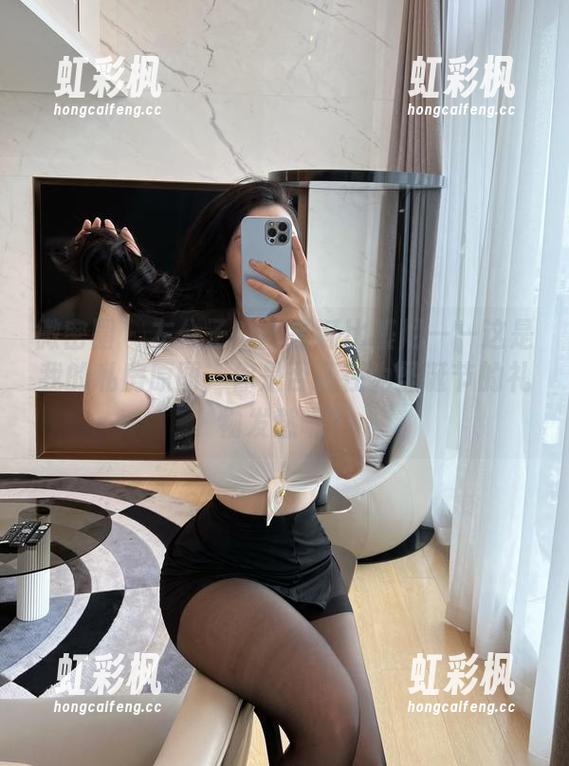 左公子666 微密圈 - 左公子666圣诞比基尼——这是我的私房原图,你是否还在为圣诞节的礼物发愁呢?
