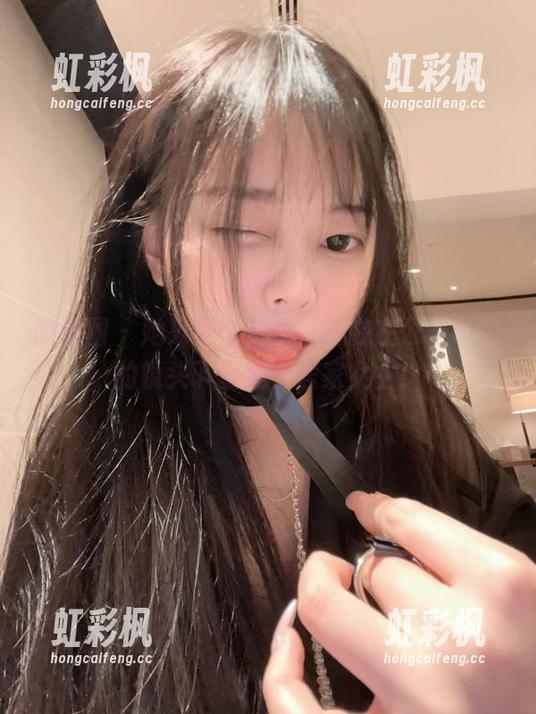 左公子666 微密圈 - 她只是个空乘,却在左公子666的镜头下变成了居家女主!