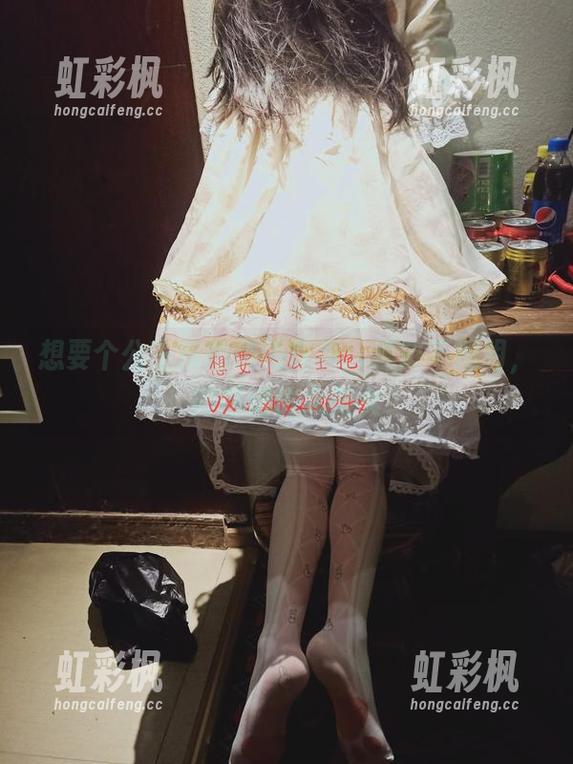 想要个公主抱的高清写真：透明不透明，得看这位大美女