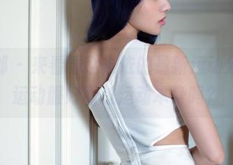 推女郎 – 来看看赵惟依的最新运动分享,运动服好看过运动本身吗?