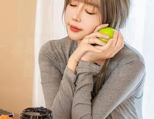 星颜社 – 潘思沁又来免费送福利啦,旗袍图集你敢错过吗?