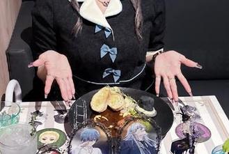 月城委员会的图库:天使跟恶魔谈判,结果谁都不想让步