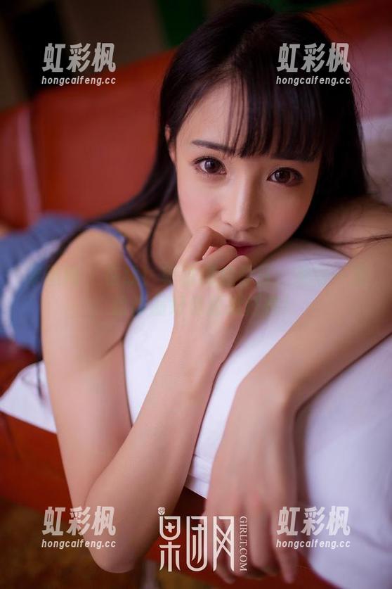 果团网-莫雅琪 果团网 - 在线!莫雅琪的夏日:难得一见,这作品好像还挺任性!