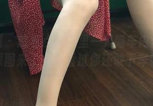 微密圈 – 悠着点!梦里一只喵车内丝袜秀的原图来了,没看过你还敢下车吗?