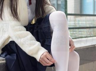 森萝财团 – 小七女孩全集,下载之前买好舒适的坐垫,这体验太赞了!