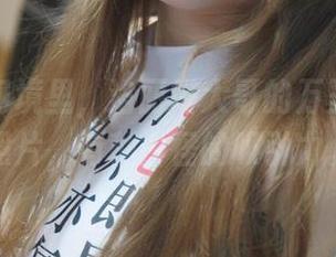 构建的幻境里,洛丽塔大哥的万圣节高清照片,有种古怪的吸引力。