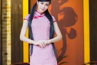 爱蜜社 – 真的假的?萌白酱的婚纱在线,原图看着像是从样板间搬来的吧?
