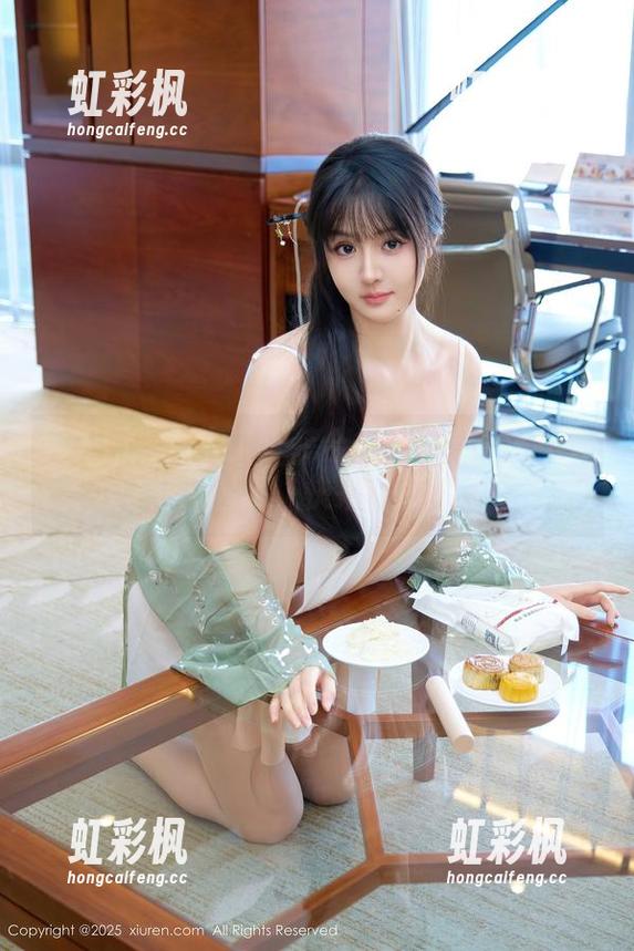 秀人网 - 唐安诺泳装合集——夏天该不会只看吧，快来下载！