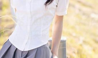秀人网 – 童话里的奈奈子,穿着内衣在哪里买图包呢?