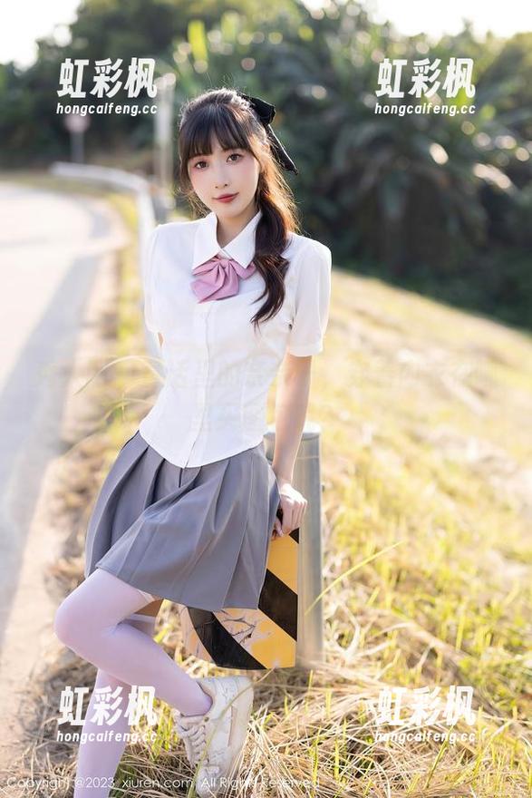 秀人网 - 童话里的奈奈子，穿着内衣在哪里买图包呢？
