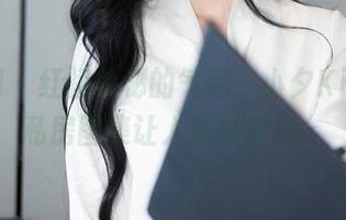 秀人网 – 红裙隐秘的气息,小夕Kitty的私房图集让人难以自拔。