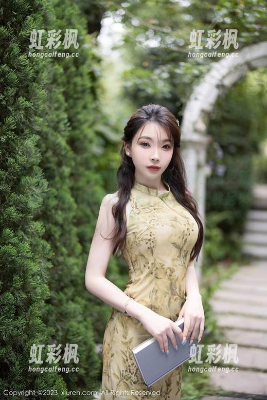 秀人网-月音瞳 秀人网 - “月音瞳”又来啦!新图包更新,使用率五颗星的可爱,真让人想躲起来尖叫。