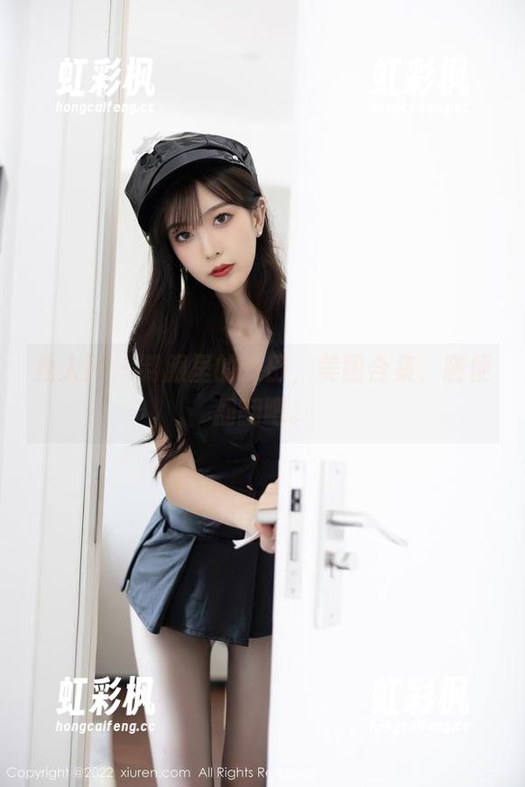秀人网-麦田 秀人网 - 制服里的麦田,美图合集,随便翻翻吧。